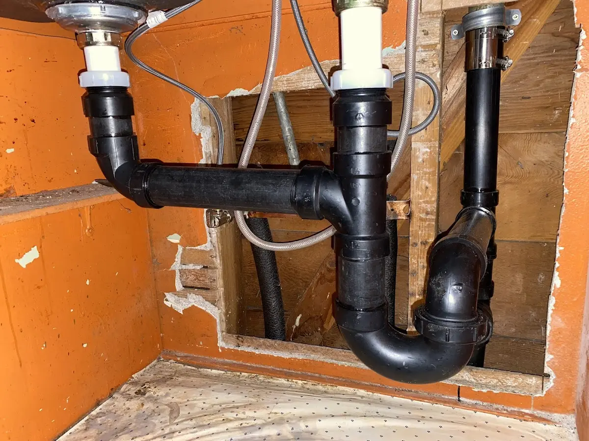 Professional Pipe Bursting equipment and tools on the job in Lake Jackson